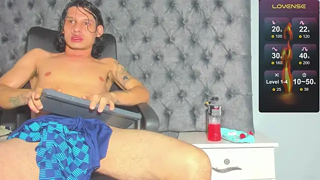 marcus smithh online show from December 2024 04:01:02 AM