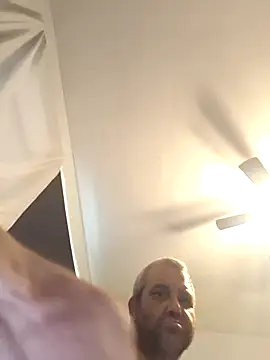 Snapshot of silkstroker6981 chatting on September 2025 01:03:01 PM silkstroker6981 online show from September 2025 01:03:01 PM