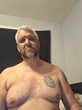 Snapshot of silkstroker6981 chatting on April 2026 03:20:02 AM silkstroker6981 online show from April 2026 03:20:02 AM