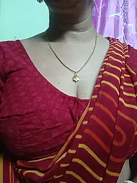 Rosy-B online show from July 2026 09:39:01 PM
