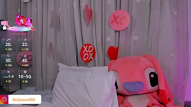 Snapshot of RolyLoren chatting on March 2025 09:21:02 PM RolyLoren online show from March 2025 09:21:02 PM