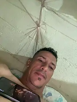Snapshot of elflakitocanela chatting on March 2026 12:17:02 AM elflakitocanela online show from March 2026 12:17:02 AM