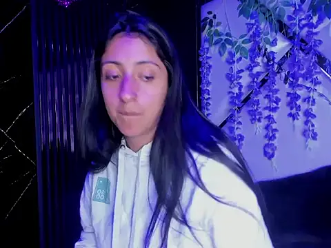 Cameron cutte online show from January 2026 03:22:01 AM