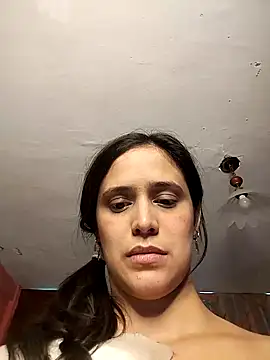 Catalinacandela online show from November 2025 01:44:02 PM