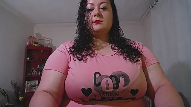 Snapshot of Aleia_Taylor chatting on October 2025 01:24:02 AM Aleia Taylor online show from October 2025 01:24:02 AM