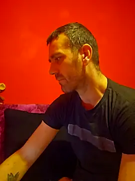 Snapshot of Aian09 chatting on February 2025 04:31:01 AM Aian09 online show from February 2025 04:31:01 AM