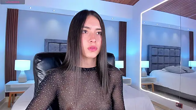 Emmaa Robertss online show from December 2024 11:55:02 AM
