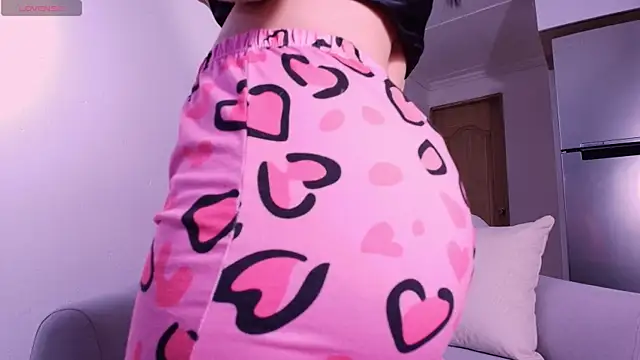 DannaHyde online show from November 2025 08:19:02 PM