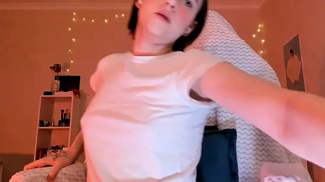 Britney Ross online show from November 2025 03:10:02 AM