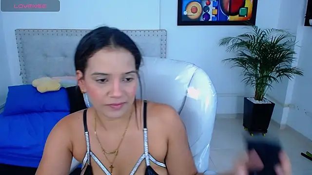 Snapshot of Chiqui_milk_ chatting on January 2025 09:04:02 PM Chiqui milk online show from January 2025 09:04:02 PM