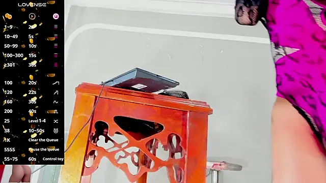 Jimena Grey online show from April 2026 01:33:01 AM