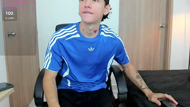 Snapshot of badboy_one_ chatting on March 2025 01:19:02 PM badboy one  online show from March 2025 01:19:02 PM