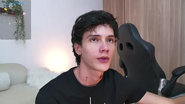 Snapshot of badboy_one_ chatting on September 2025 11:21:01 PM badboy one  online show from September 2025 11:21:01 PM