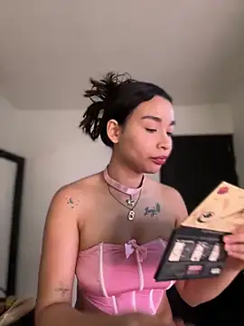 Hips hannah online show from March 2025 08:15:02 PM