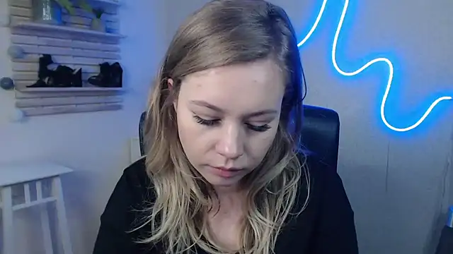 Snapshot of holly_xglam chatting on January 2025 10:16:01 AM holly xglam online show from January 2025 10:16:01 AM