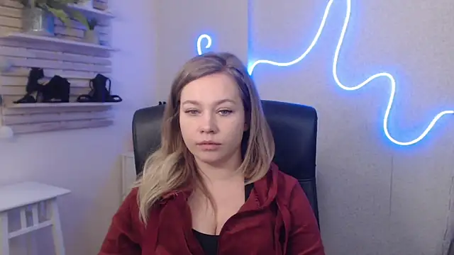 Snapshot of holly_xglam chatting on January 2025 07:36:02 AM holly xglam online show from January 2025 07:36:02 AM