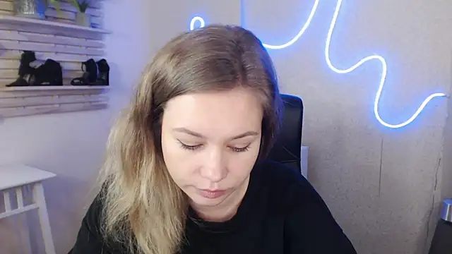 Snapshot of holly_xglam chatting on January 2025 08:43:01 AM holly xglam online show from January 2025 08:43:01 AM