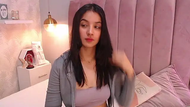 LeenaBrown online show from March 2026 12:31:02 PM