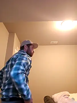 Snapshot of JeepinAround chatting on October 2025 11:45:02 PM JeepinAround online show from October 2025 11:45:02 PM