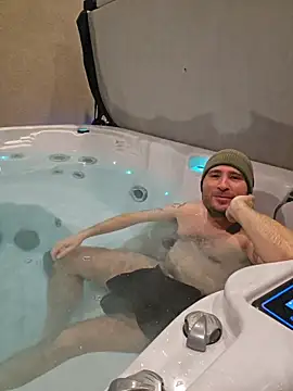 Snapshot of JeepinAround chatting on January 2026 02:37:01 AM JeepinAround online show from January 2026 02:37:01 AM