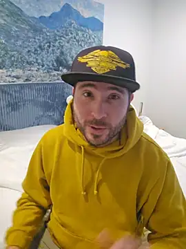 Snapshot of JeepinAround chatting on January 2026 03:17:01 PM JeepinAround online show from January 2026 03:17:01 PM