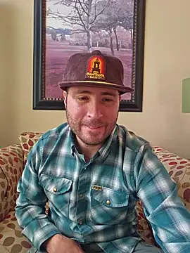 Snapshot of JeepinAround chatting on February 2026 07:53:02 PM JeepinAround online show from February 2026 07:53:02 PM