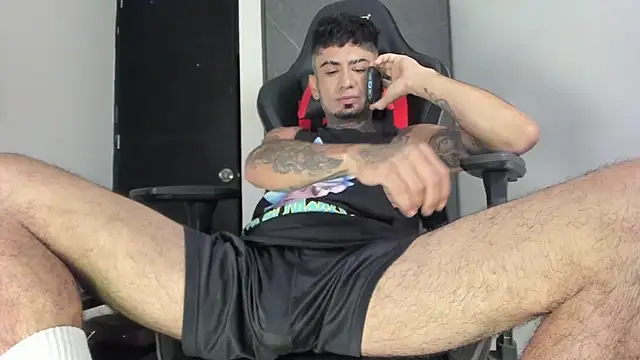 sergiio mesa27 online show from October 2025 11:36:01 AM