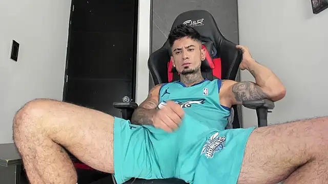 sergiio mesa27 online show from February 2026 12:18:02 AM