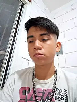 Snapshot of ElGiyuu25 chatting on January 2026 08:29:02 AM ElGiyuu25 online show from January 2026 08:29:02 AM