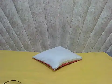 Snapshot of Sexy_Villagegal chatting on February 2026 01:20:01 PM Sexy Villagegal online show from February 2026 01:20:01 PM