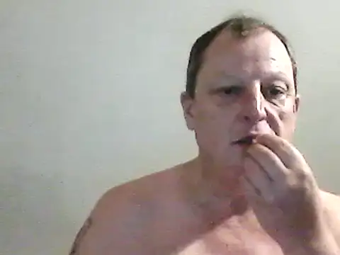 Snapshot of chubbybear2cum chatting on December 2024 11:02:02 PM chubbybear2cum online show from December 2024 11:02:02 PM