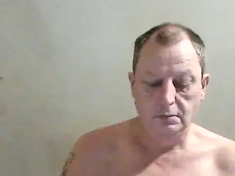 Snapshot of chubbybear2cum chatting on January 2025 03:46:02 PM chubbybear2cum online show from January 2025 03:46:02 PM