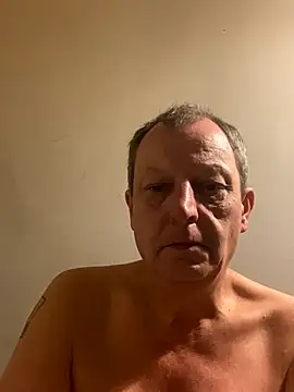 Snapshot of chubbybear2cum chatting on October 2025 07:54:01 PM chubbybear2cum online show from October 2025 07:54:01 PM