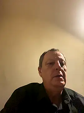 Snapshot of chubbybear2cum chatting on November 2025 05:24:01 AM chubbybear2cum online show from November 2025 05:24:01 AM