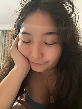 cutie mio online show from January 2025 03:29:01 PM
