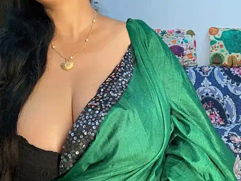 Aishwarya 101  online show from October 2025 05:46:02 PM