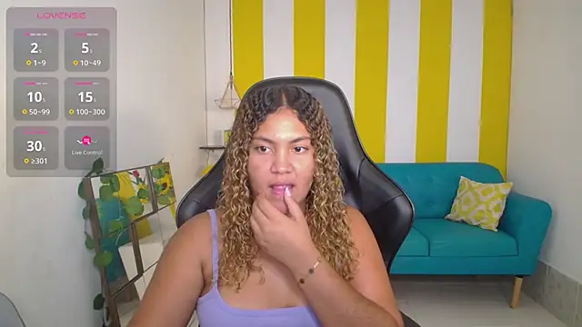 Cristal War online show from September 2025 11:27:01 PM