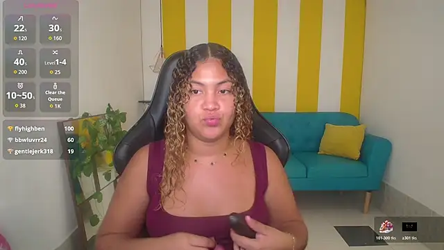 Cristal War online show from November 2025 11:10:01 PM