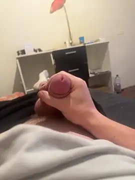 sollzii online show from December 2025 03:31:01 PM