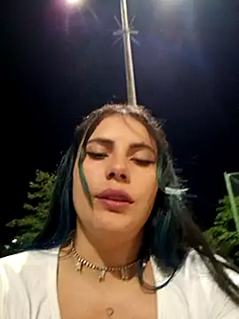 Baby-buu1002 online show from December 2024 01:07:01 AM