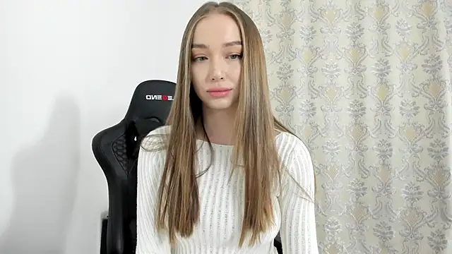 Sweet-bb online show from October 2025 04:30:02 PM