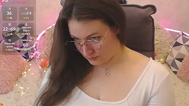 Snapshot of Nataly_cute chatting on March 2025 05:22:02 AM Nataly cute online show from March 2025 05:22:02 AM