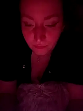 Snapshot of Nataly_cute chatting on November 2025 08:08:02 PM Nataly cute online show from November 2025 08:08:02 PM