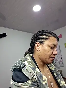 Selket11 online show from October 2025 10:58:02 AM