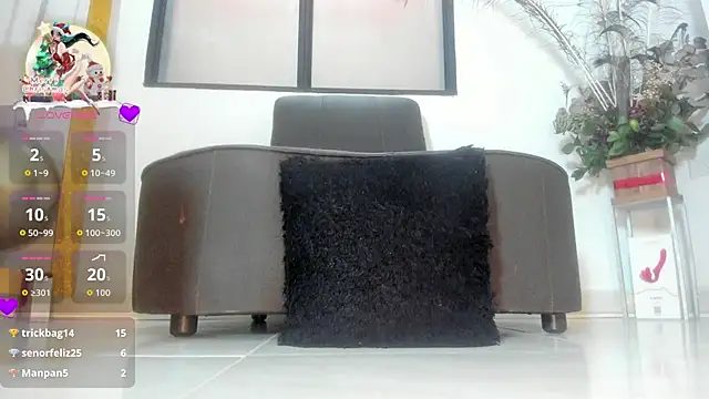 violetmontan online show from November 2025 12:38:01 PM