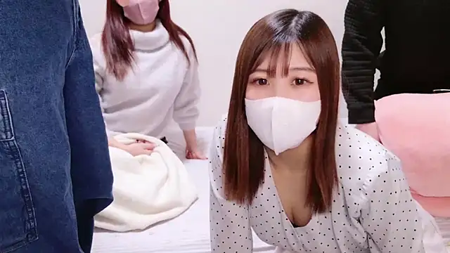 Snapshot of ManaMi-maru chatting on December 2024 01:56:01 PM ManaMi-maru online show from December 2024 01:56:01 PM