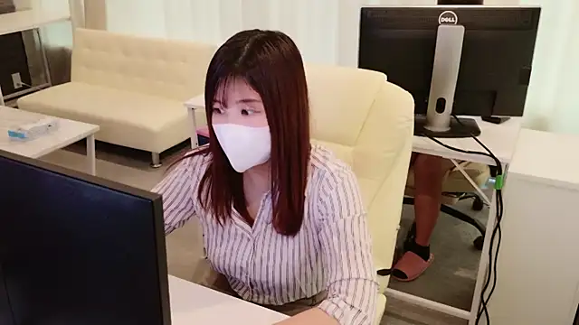 Snapshot of ManaMi-maru chatting on March 2025 05:23:02 AM ManaMi-maru online show from March 2025 05:23:02 AM