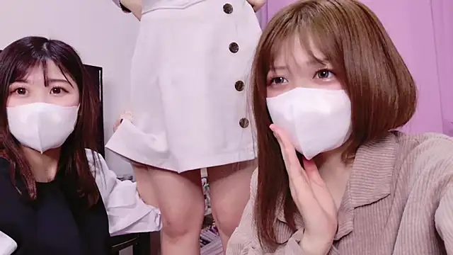 Snapshot of ManaMi-maru chatting on March 2025 03:49:01 PM ManaMi-maru online show from March 2025 03:49:01 PM