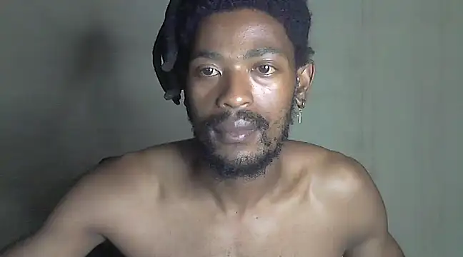 gldnmvsk XO online show from March 2025 07:28:01 PM