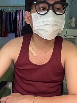 Snapshot of MinhTuanLive chatting on March 2025 10:33:02 AM MinhTuanLive online show from March 2025 10:33:02 AM